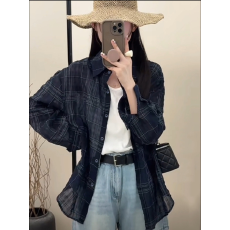 批发春夏季薄款ins风<b class='q'>格子</b>韩系长袖衬衫女休闲百搭中长款薄款开衫<b class='q'>外套</b>