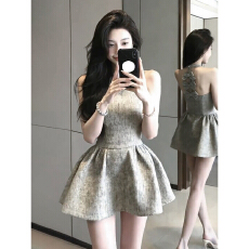 批发法式富家千金高级感背心<b class='q'>连衣裙</b>子女2026新款早春小个子收腰<b class='q'>蓬蓬裙</b>