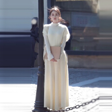 批发法式富家千金感白色针织连衣裙子女<b class='q'>春</b>季2026超火早<b class='q'>春</b>一整套装长裙