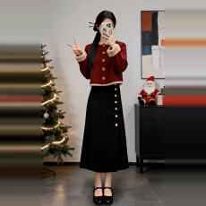 批发新年战袍新中式国风红色<b class='q'>连衣裙</b>女秋冬2025新款穿搭一整套长裙套装