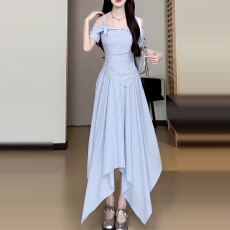 批发露肩吊带<b class='q'>连衣裙</b>子女夏季2025新款巨好看法式气质不规则长裙套装