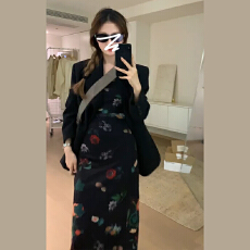 批发法式复古黑色西装<b class='q'>外套</b>女春季2026新款高级感通勤穿搭气质外穿<b class='q'>上衣</b>