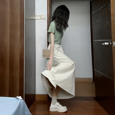 批发茶系穿搭一整套夏季<b class='q'>新款</b>小个子绿色短袖T恤上衣压褶半身裙两件套