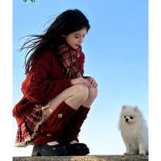 批发2025秋冬新款跨年红色<b class='q'>针织衫</b>连衣裙子套装女巨好看格子短裙穿搭