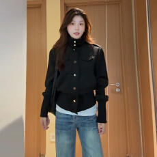 批发春季<b class='q'>女</b>士立领早春精致黑色<b class='q'>女</b>士麂皮外套<b class='q'>女</b>2026新款小个子<b class='q'>夹克</b>春秋