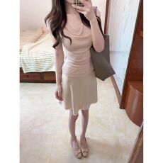 批发法式气质绿色吊带连衣裙女夏早<b class='q'>春</b>2026新款海边度假高级感短裙套装