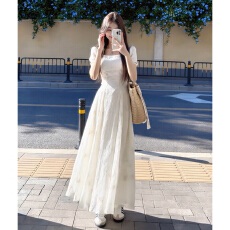 批发法式气质绝美白色短袖连衣<b class='q'>裙</b>女2026春季小个子高级感收腰显瘦长<b class='q'>裙</b>