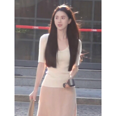 批发法式高级感连衣裙子女夏季2026<b class='q'>新款</b>独特漂亮气质绝美修身套装<b class='q'>长裙</b>