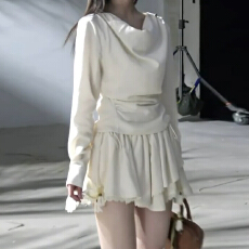 批发2026早春新款法式荡领<b class='q'>连衣裙</b>子女<b class='q'>春秋</b>绝美巨好看掐腰蓬蓬蛋糕短裙