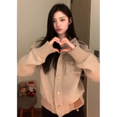 批发今年流行漂亮小香风短款外套女秋冬季2026新款爆款韩系小个子上衣