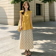 批发独特漂亮绝美气质一整套ootd穿搭2026新款波点裙子女夏季两件套装