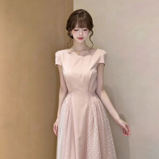 批发2026新款温柔风粉色波点短袖<b class='q'>连衣裙</b>子女夏季网纱拼接a字收腰长裙