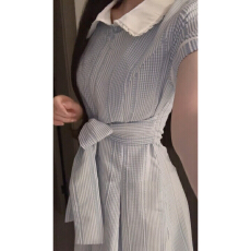 批发韩系学院风蓝色条纹连衣裙子女夏季2026新款小个子巨好看绝美长裙