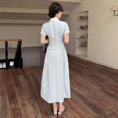 批发韩系学院风蓝色条纹连衣裙子女夏季2026新款小个子巨好看绝美长裙