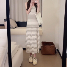批发法式条纹吊带背心<b class='q'>连衣裙</b>子女夏季2026新款巨好看防晒罩衫套装长裙