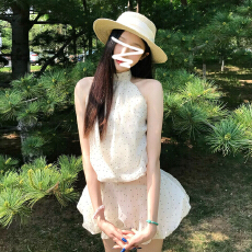 批发辣妹穿搭无袖挂脖波点连衣裙子女<b class='q'>夏</b>季2026新款收腰花苞裙露背短裙