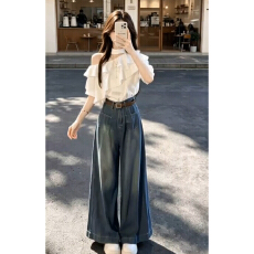 批发2026新款<b class='q'>白</b>色荷叶边挂脖上衣衬衫牛仔裤两件套装女夏日巨好看穿搭
