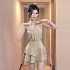 批发高级感小香风高端轻奢套装<b class='q'>气质</b>女神洋气小个子挂脖<b class='q'>连衣裙</b>短裙女夏