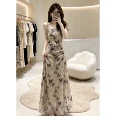 批发法式蝴蝶<b class='q'>印花</b>吊带<b class='q'>连衣裙</b>子女夏季2026新款海边度假高级感气质长裙