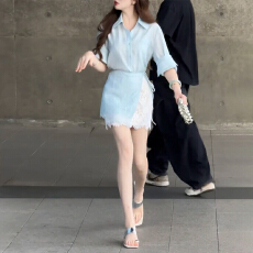 批发2026新款蓝色衬衫<b class='q'>蕾丝</b>半身连衣裙子女夏季巨好看穿搭套装<b class='q'>短裙</b>早秋