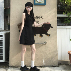 批发法式气质黑色无袖<b class='q'>背心</b>连衣裙子女夏季漂亮出片不规则收腰花苞短裙