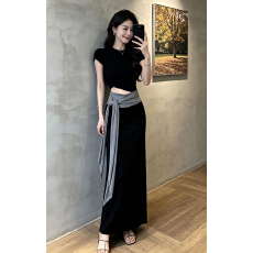 批发2026新款黑色短袖半身<b class='q'>连衣裙</b>子女夏季巨好看穿搭套装鱼尾包臀长裙