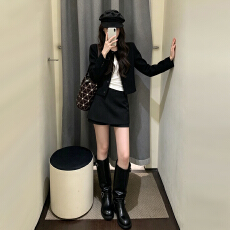 批发法式黑色西装套装裙子<b class='q'>女</b>早秋季2026新款小个子香风穿搭一整套短裙
