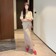 批发长袖衬衫碎花半身裙子<b class='q'>女</b>早秋季2026新款韩系氛围感穿搭一整套长<b class='q'>裙</b>