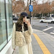批发韩系复古短款翻领拼接羊羔毛马甲女秋冬宽松显瘦无袖叠穿马夹外套