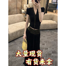 批发法式新款套装夏季气质V领短袖重工款烫钻长裙<b class='q'>两件</b>套