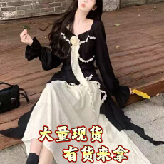 批发赫本风假两件拼接连衣裙女2026春季新款设计感小众假两件长裙子女