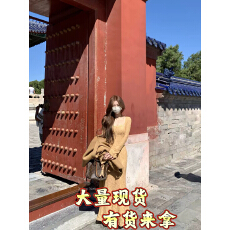 批发Xxiiuu宫阙琉璃方领长袖蕾丝连衣裙女修身收腰鱼尾裙温柔长裙