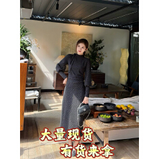 批发蕾英俊夜赴浪漫秋冬复古小黑波点半高领系带长袖收腰显瘦<b class='q'>连衣裙</b>