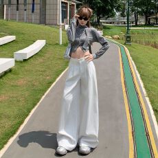 批发白色高腰褶皱阔腿<b class='q'>牛仔裤</b><b class='q'>女</b>2025年秋季新款宽松慵懒风休闲直筒裤子