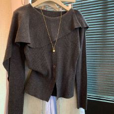 批发高级感披肩斗篷灰色长袖针织衫女秋冬新款设计感假两件<b class='q'>不规则</b>上衣