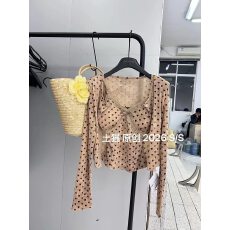 批发已出大货  土猫 纯欲蕾丝爱心v领吊带背心短款<b class='q'>开衫</b>叠穿真两件套装