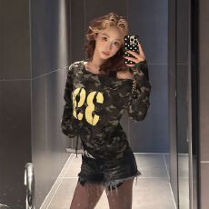 批发官图实价 春秋废土风辣妹迷彩字母长袖<b class='q'>T</b><b class='q'>恤</b>女抽绳绑带露肩显瘦上衣