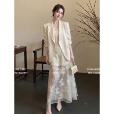 批发时尚爆款套装女2025春季气质高级感通勤<b class='q'>西装外套</b><b class='q'>蕾丝</b>吊带裙套装女