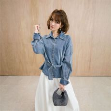 批发韩系女人味荷叶边收腰复古牛仔衬衫蝙蝠水洗蓝外套2026春季
