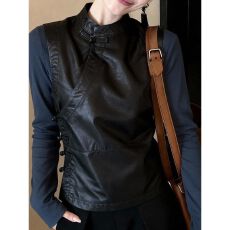 批发2026早春气质减龄百搭时尚精致轻熟风无袖上衣潮新品黑色皮马甲女