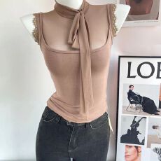 批发INS纯欲辣妹性感<b class='q'>网纱</b>假两件无袖背心<b class='q'>上衣</b>女修身洋气设计飘带T恤夏