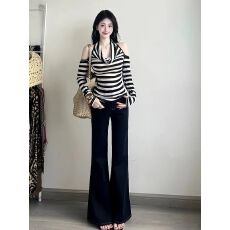 批发美式辣妹条纹设计感挂脖长袖<b class='q'>T</b><b class='q'>恤</b>女秋季新款修身显瘦百搭露肩上衣