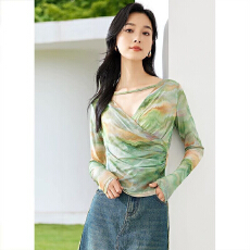 批发<b class='q'>网纱</b>休闲V领修身显瘦T恤女长超好看百搭套头上衣2025春夏季新款