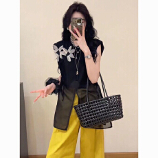 批发立体花朵拼接网纱无袖<b class='q'>T</b><b class='q'>恤</b>2026夏季新款女装大码<b class='q'>宽松</b>显瘦百搭上衣