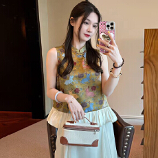 批发新中式国风立领无袖马甲背心<b class='q'>衬衫</b>女2026夏新款设计感下摆花边上衣