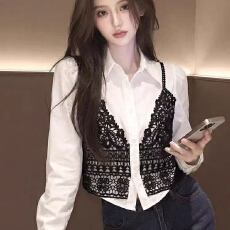批发韩版蕾丝拼接假两件长袖<b class='q'>衬衫</b>女2026春季新款高端白修身显瘦上衣