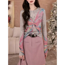 批发大码高级感蝴蝶印花正肩<b class='q'>长</b>袖<b class='q'>t</b><b class='q'>恤</b>女装春季2026新款灰色上衣打底衫