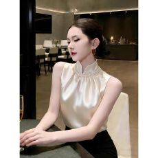 批发独特漂亮杏色缎面衬衫女2026春季轻奢高级感时髦洋气<b class='q'>百搭</b>无袖上衣