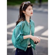 批发外穿<b class='q'>短款</b>连帽防晒外套女款轻薄2026夏季新款小个子宽松防晒衣上衣