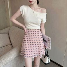 批发韩系<b class='q'>甜美</b>风波点半身裙女2026新款夏高级感时尚气质修身a字包臀裙